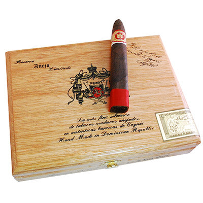 Arturo Fuente Anejo Shark No. 77