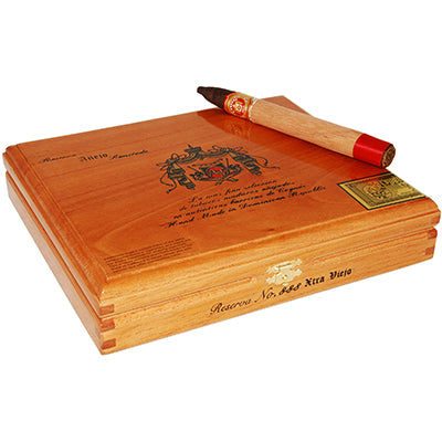 Arturo Fuente - Anejo Reserva No. 888