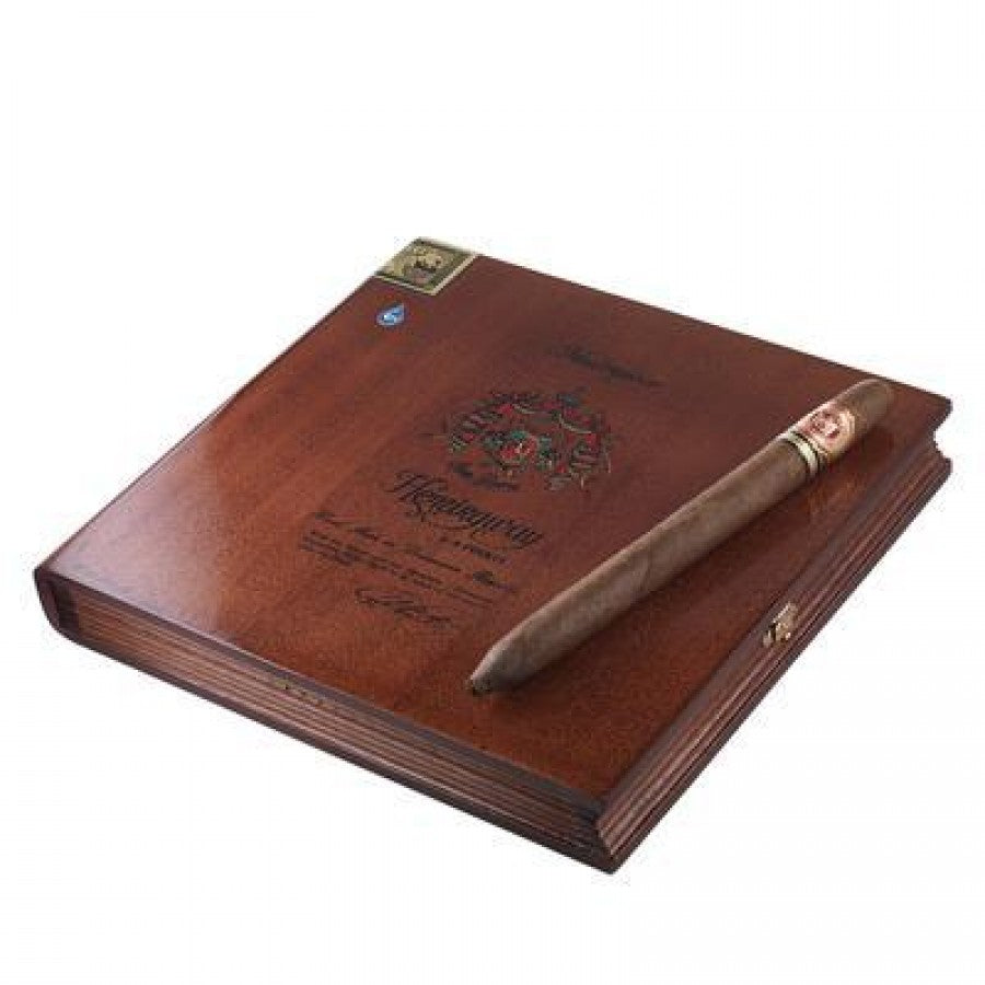 Arturo Fuente - Hemingway Masterpiece Natural