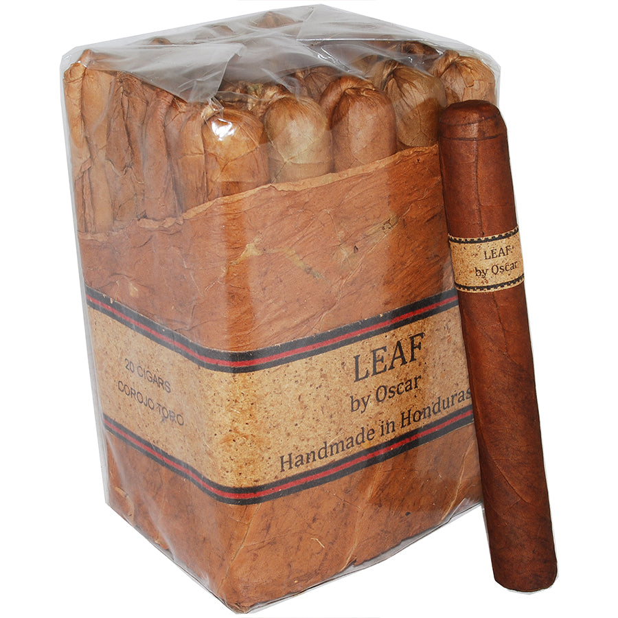 Leaf by Oscar Maduro Toro