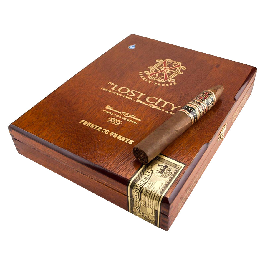 Opus X Lost City Piramide