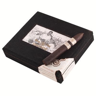 Rocky Patel Decade Torpedo - Aged 1 1/2 Years