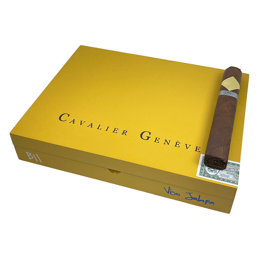 Cavalier Geneve Black II Viso Jalapa Toro