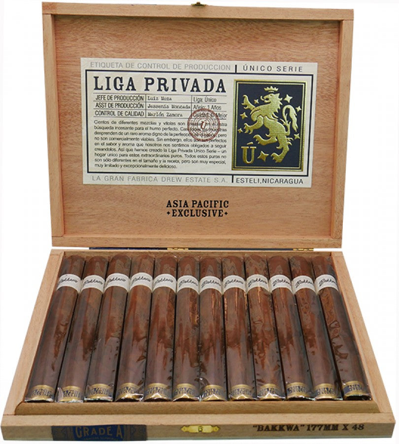 Liga Privada Unico Series Bakkwa 7x48 Churchill Cigar