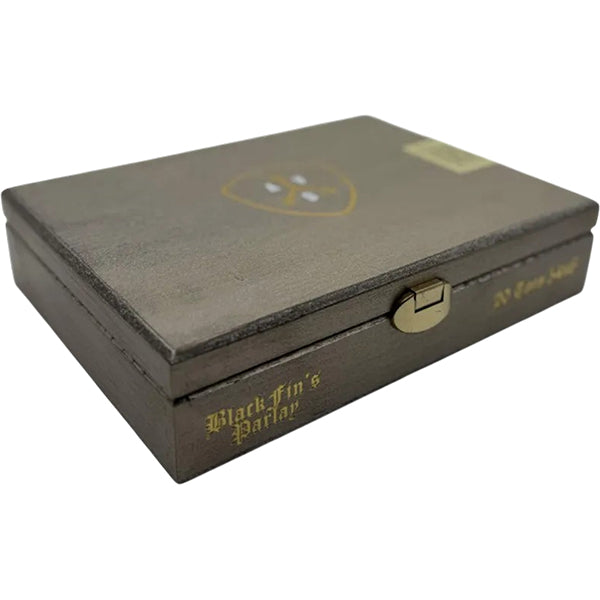adventura_blackfins_parlay_toro_box