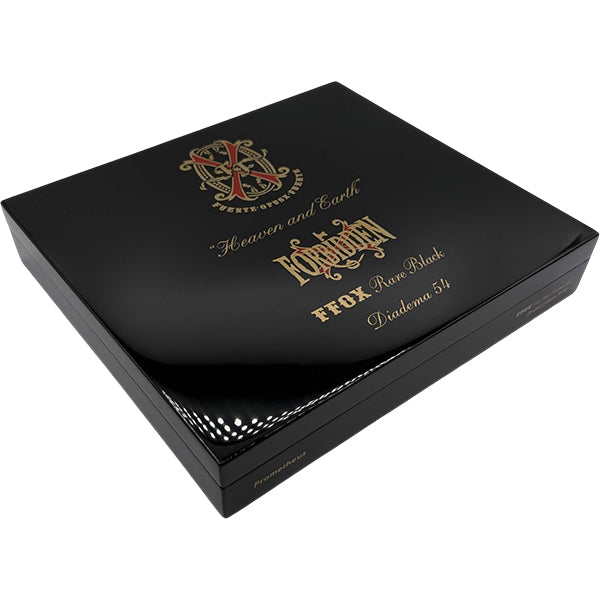 opus_x_rare_black_diadema_54_box_2