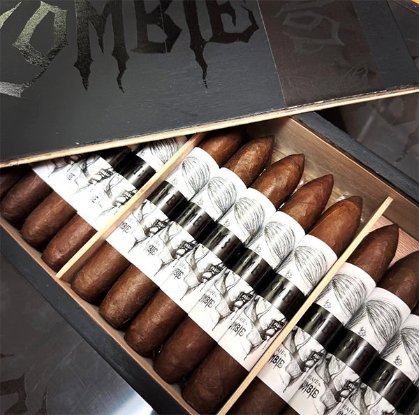 viaje_zombie_black_alternate_art_figurado